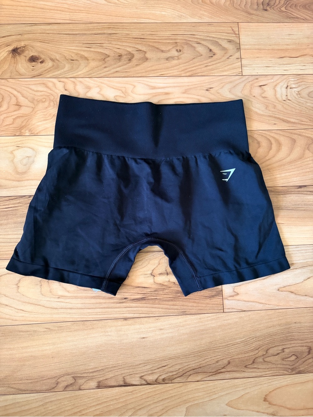 Gymshark High-Rise shorts- set of 4 - Picture 11 of 13